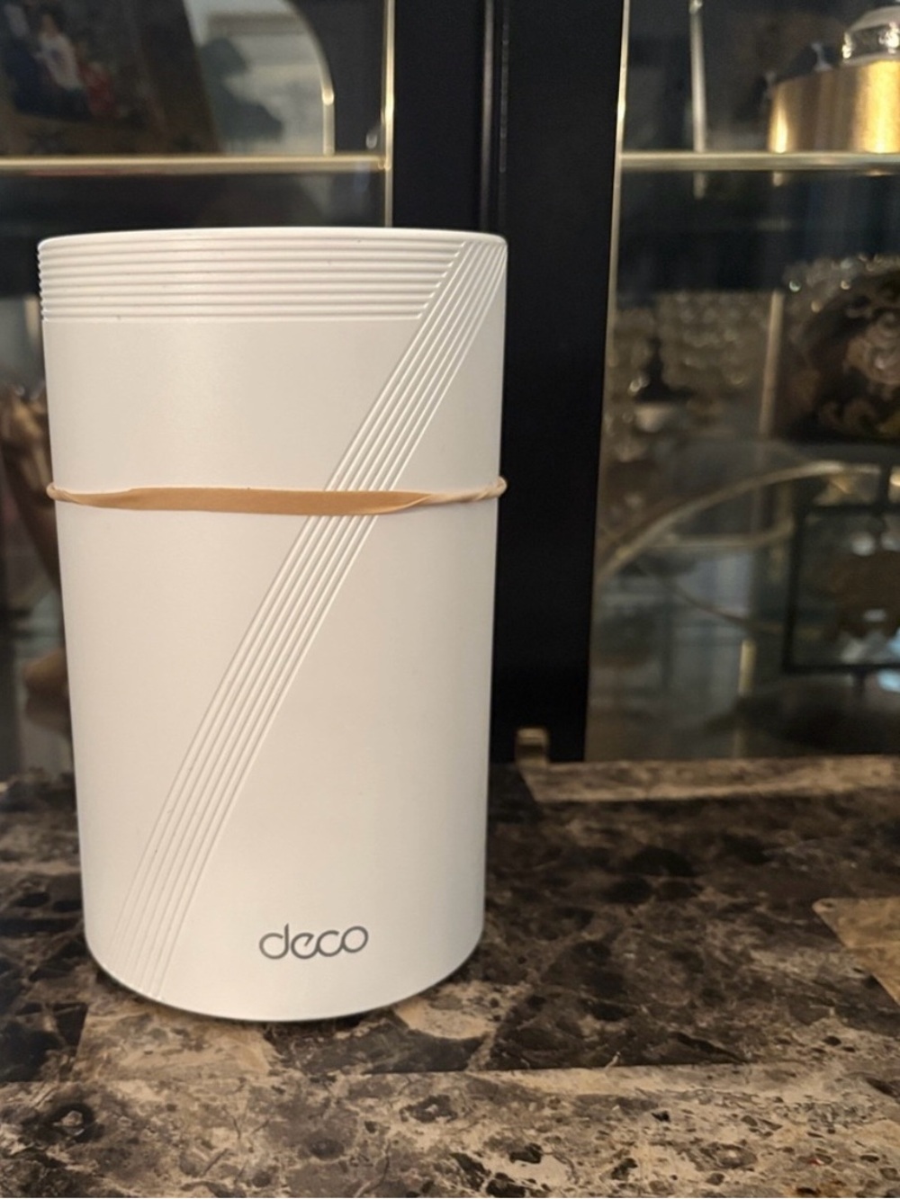TP-Link White Cylindrical Deco Router Accent